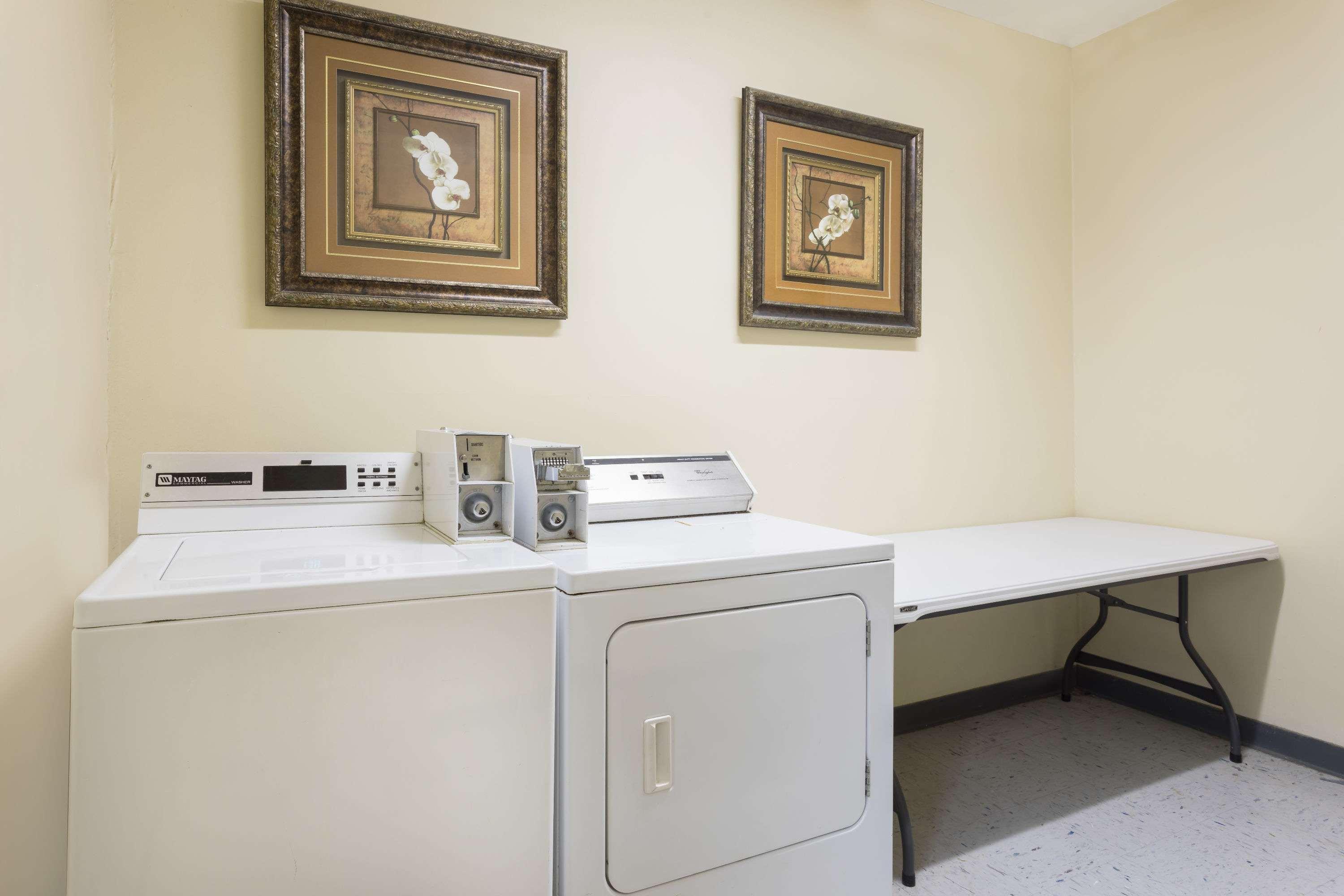 Motel Super 8 By Wyndham Duson Lafayette West Area Zewnętrze zdjęcie